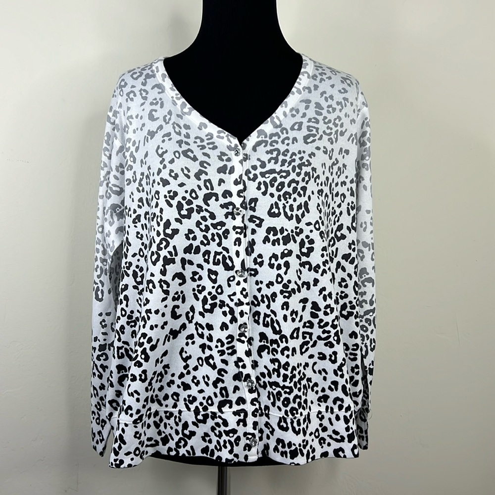 CUBISM White Leopard Print Cardigan L